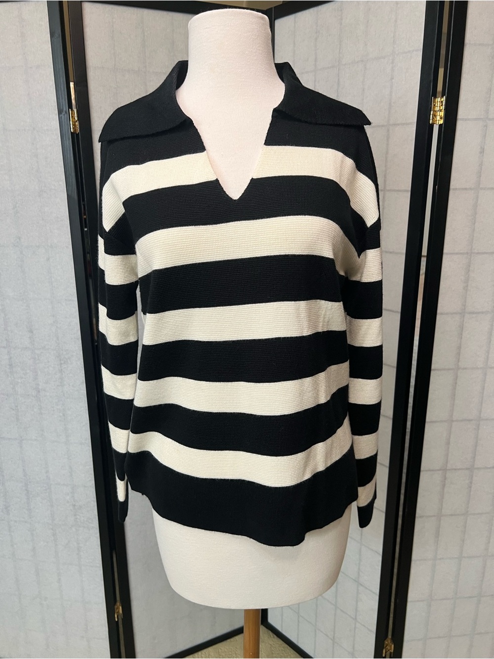 Talbots Womens Black and White Striped V-Neck Johnny Collar Sweater
